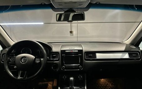 Volkswagen Touareg III, 2011 год, 1 795 000 рублей, 11 фотография