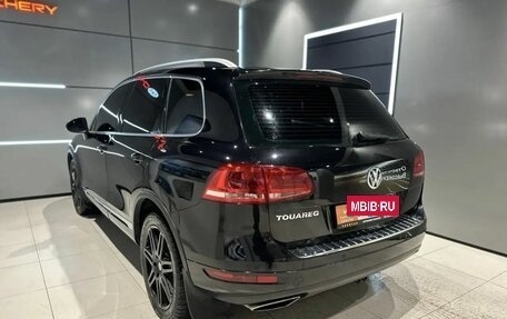 Volkswagen Touareg III, 2011 год, 1 795 000 рублей, 3 фотография