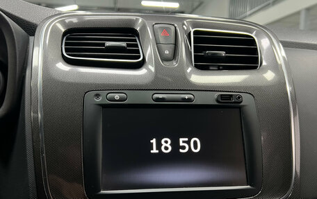 Renault Sandero II рестайлинг, 2019 год, 1 090 000 рублей, 13 фотография