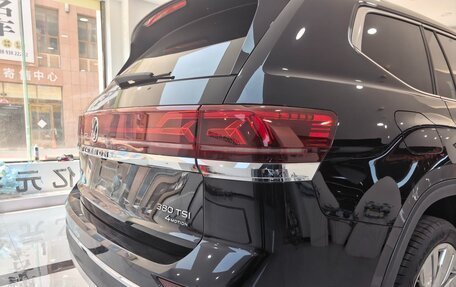 Volkswagen Teramont I, 2024 год, 5 877 700 рублей, 8 фотография