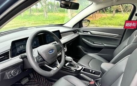 Ford Escort, 2022 год, 1 018 004 рублей, 9 фотография
