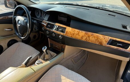 BMW 5 серия, 2008 год, 840 000 рублей, 24 фотография