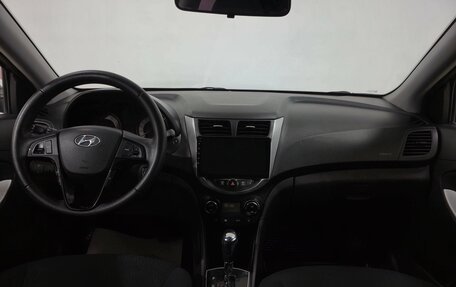 Hyundai Solaris II рестайлинг, 2012 год, 720 000 рублей, 13 фотография