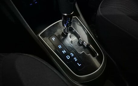 Hyundai Solaris II рестайлинг, 2012 год, 720 000 рублей, 23 фотография