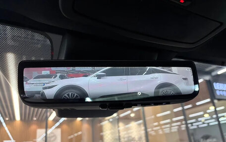 Toyota Sienna, 2025 год, 8 678 000 рублей, 13 фотография
