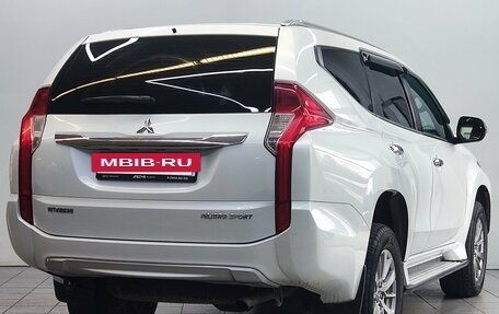 Mitsubishi Pajero Sport III рестайлинг, 2018 год, 2 600 000 рублей, 5 фотография
