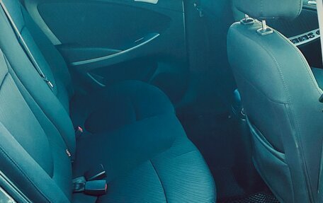 Hyundai Solaris II рестайлинг, 2016 год, 1 500 000 рублей, 8 фотография