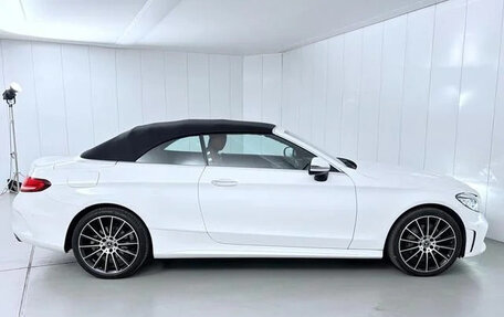 Mercedes-Benz C-Класс, 2020 год, 1 900 000 рублей, 4 фотография