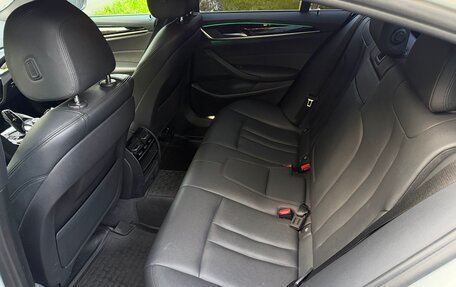 BMW 5 серия, 2018 год, 2 700 000 рублей, 10 фотография