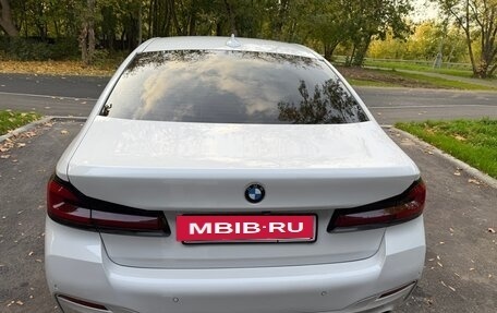 BMW 5 серия, 2018 год, 2 700 000 рублей, 4 фотография