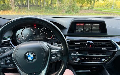 BMW 5 серия, 2018 год, 2 700 000 рублей, 13 фотография