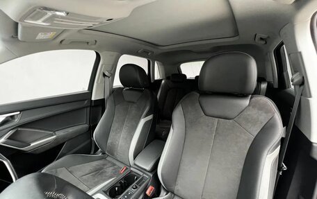 Audi Q3, 2022 год, 3 949 900 рублей, 20 фотография
