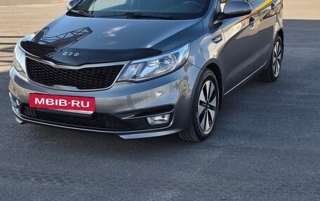 KIA Rio III рестайлинг, 2017 год, 995 000 рублей, 2 фотография