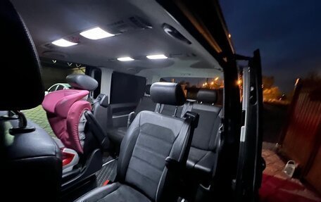 Volkswagen Multivan T6 рестайлинг, 2018 год, 4 500 000 рублей, 12 фотография