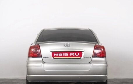 Toyota Avensis III рестайлинг, 2005 год, 939 000 рублей, 5 фотография