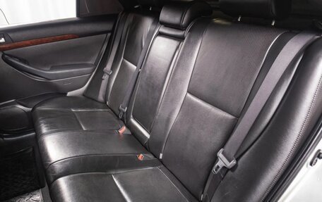 Toyota Avensis III рестайлинг, 2005 год, 939 000 рублей, 17 фотография
