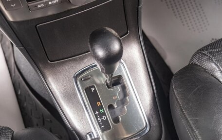 Toyota Avensis III рестайлинг, 2005 год, 939 000 рублей, 16 фотография