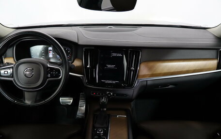 Volvo S90 II рестайлинг, 2019 год, 2 699 000 рублей, 7 фотография