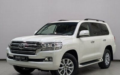 Toyota Land Cruiser 200, 2017 год, 8 300 000 рублей, 1 фотография