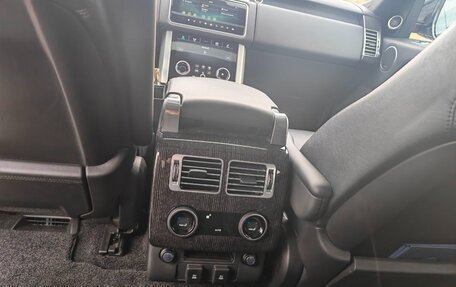 Land Rover Range Rover IV рестайлинг, 2021 год, 9 000 000 рублей, 6 фотография