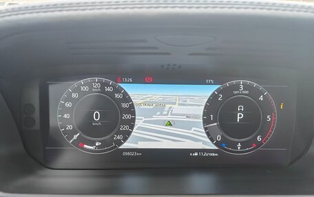 Land Rover Range Rover IV рестайлинг, 2021 год, 9 000 000 рублей, 3 фотография