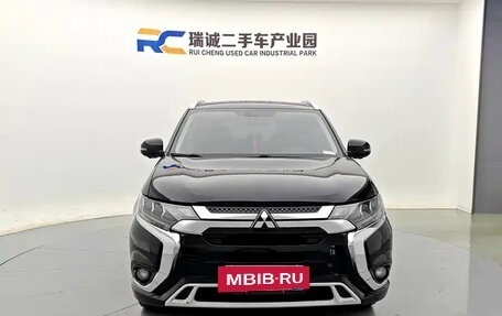 Mitsubishi Outlander III рестайлинг 3, 2022 год, 2 291 255 рублей, 2 фотография