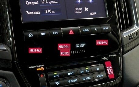Toyota Land Cruiser 200, 2017 год, 8 300 000 рублей, 23 фотография
