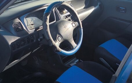 Daihatsu Sirion, 1998 год, 350 000 рублей, 20 фотография