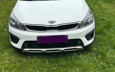 KIA Rio IV, 2018 год, 1 250 000 рублей, 2 фотография