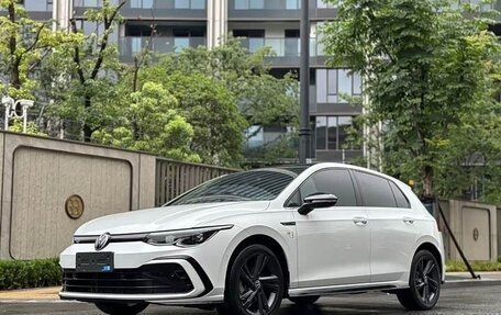 Volkswagen Golf VIII, 2023 год, 1 970 001 рублей, 1 фотография