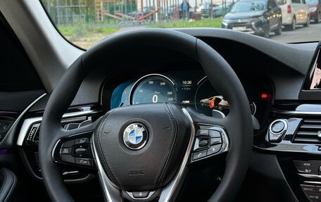 BMW 5 серия, 2019 год, 3 200 000 рублей, 28 фотография