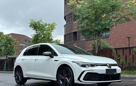 Volkswagen Golf VIII, 2023 год, 1 970 001 рублей, 3 фотография