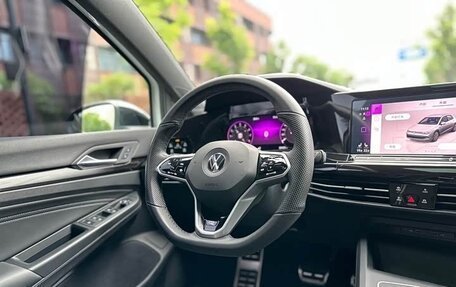Volkswagen Golf VIII, 2023 год, 1 970 001 рублей, 13 фотография