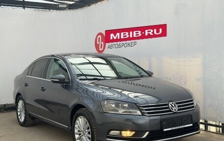 Volkswagen Passat B7, 2012 год, 1 049 000 рублей, 7 фотография