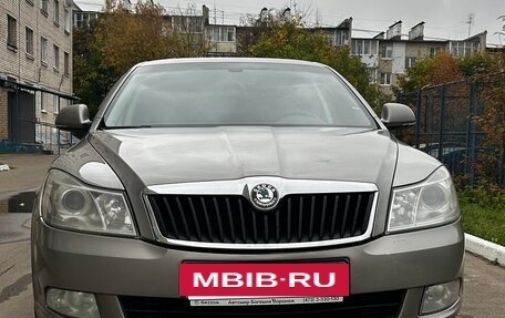 Skoda Octavia, 2010 год, 800 000 рублей, 2 фотография