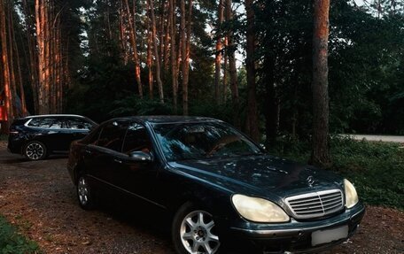 Mercedes-Benz S-Класс, 2000 год, 349 000 рублей, 1 фотография