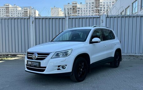 Volkswagen Tiguan I, 2010 год, 1 350 000 рублей, 1 фотография