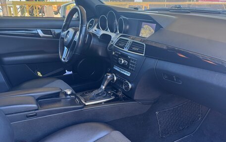 Mercedes-Benz C-Класс, 2011 год, 1 300 000 рублей, 12 фотография