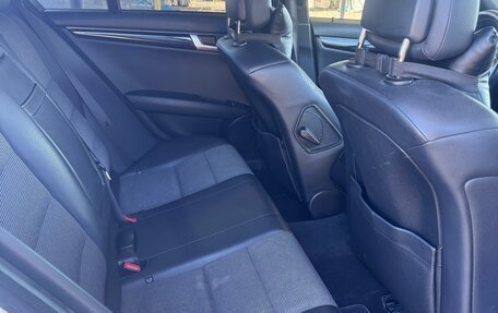 Mercedes-Benz C-Класс, 2011 год, 1 300 000 рублей, 15 фотография
