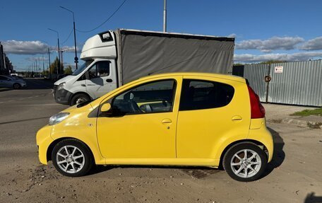 Peugeot 107 I рестайлинг, 2010 год, 380 000 рублей, 4 фотография