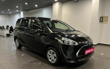 Toyota Sienta II, 2020 год, 1 859 000 рублей, 1 фотография