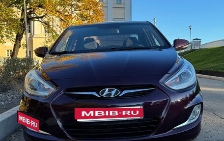 Hyundai Solaris II рестайлинг, 2013 год, 720 000 рублей, 2 фотография