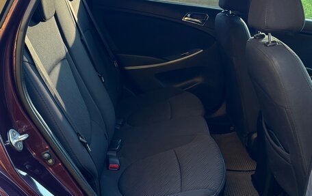 Hyundai Solaris II рестайлинг, 2013 год, 720 000 рублей, 14 фотография