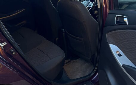 Hyundai Solaris II рестайлинг, 2013 год, 720 000 рублей, 13 фотография