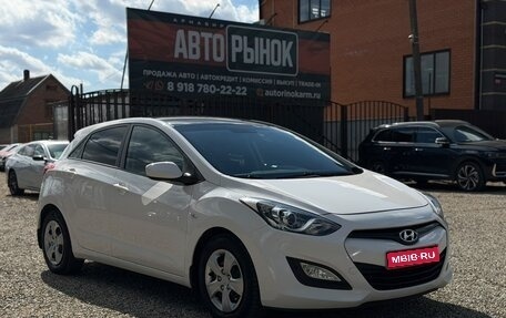 Hyundai i30 II рестайлинг, 2014 год, 1 050 000 рублей, 1 фотография