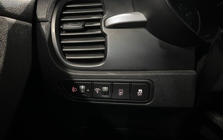 KIA Rio IV, 2018 год, 1 370 000 рублей, 32 фотография
