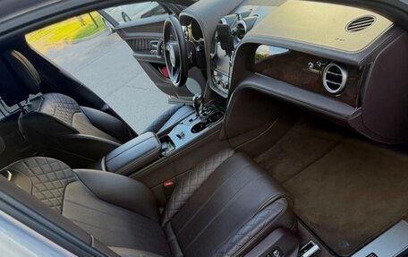 Bentley Bentayga I, 2016 год, 9 850 000 рублей, 12 фотография