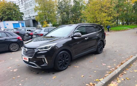 Hyundai Santa Fe III рестайлинг, 2017 год, 2 350 000 рублей, 3 фотография