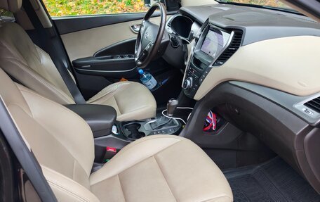 Hyundai Santa Fe III рестайлинг, 2017 год, 2 350 000 рублей, 12 фотография