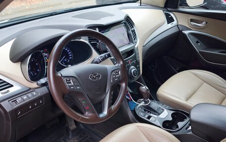 Hyundai Santa Fe III рестайлинг, 2017 год, 2 350 000 рублей, 17 фотография